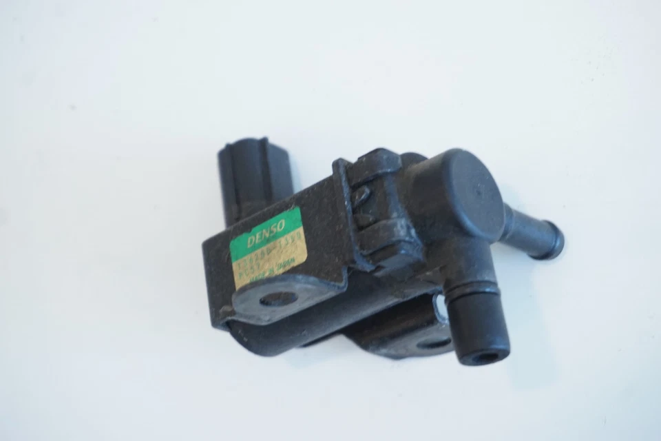 Sensor EVAP de purga colector de admisión Acura Integra 1994-2001 OEM Foto 2 de 4