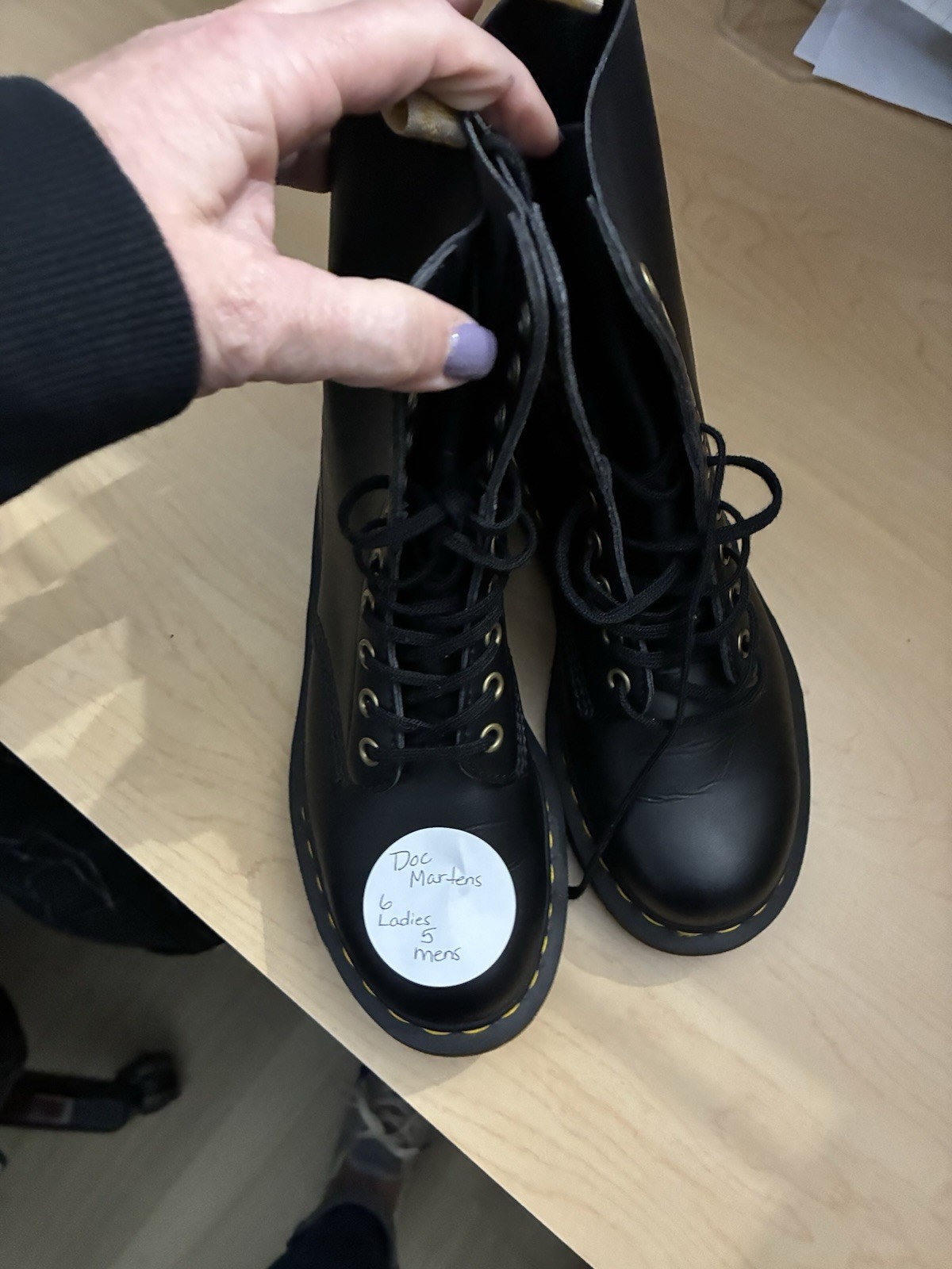 Doc Martens New Black Leather Unisex Combat Boots - Size 6 Ladies  thumbnail 3
