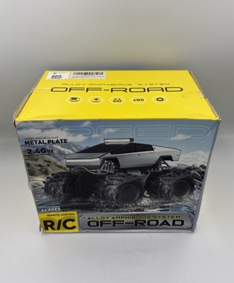 Amphibious Remote Control Car, 1:18 Monster Truck Toys for boys RC Cars, Silver