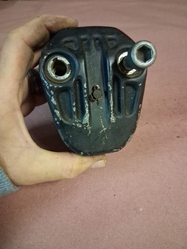 1973 HONDA CB750 FRONT BRAKE CALIPER TOKICO OEM GENUINE PART CB 750 FOUR. - Picture 7 of 8
