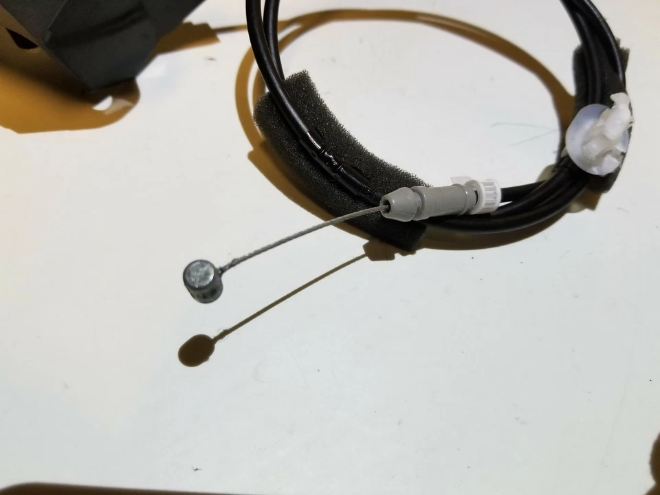 04 05 06 MANIJA ABRIDOR PUERTA TRASERA MALETERO SCION xA OEM Foto 4 de 4