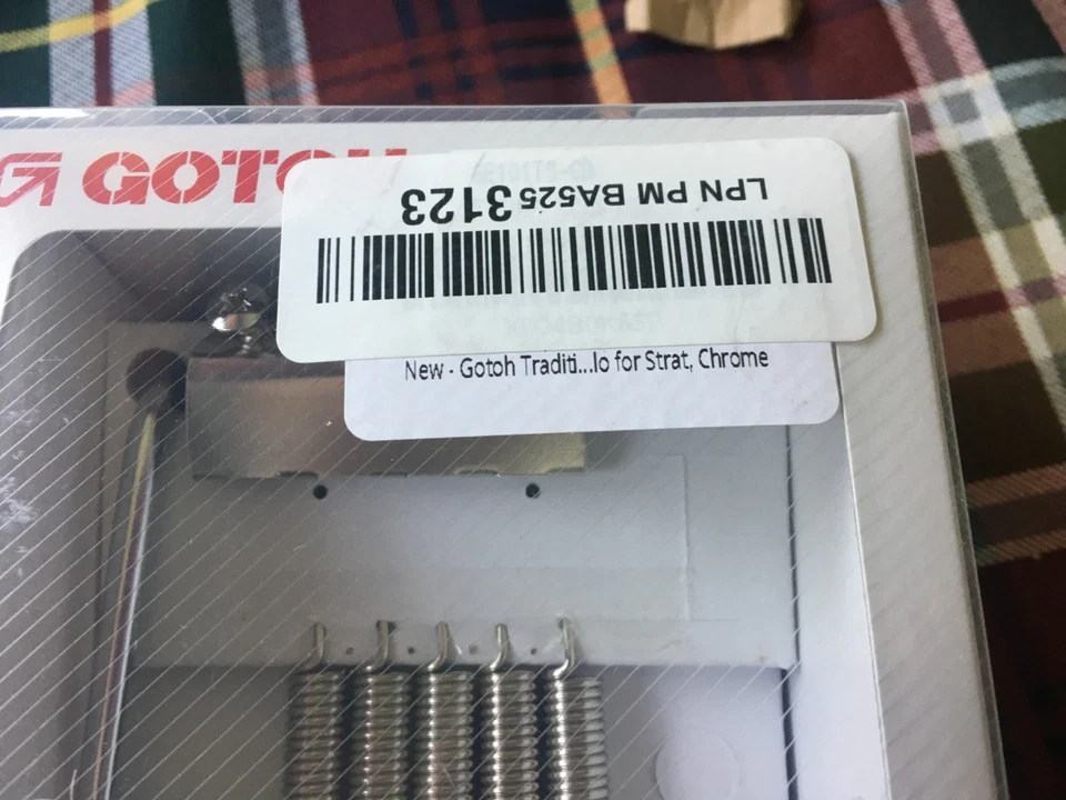 Chrome GOTOH GE101 Traditional Tremolo for Fender Stratocaster, 2-7/32" (56mm) - Image 3 of 3