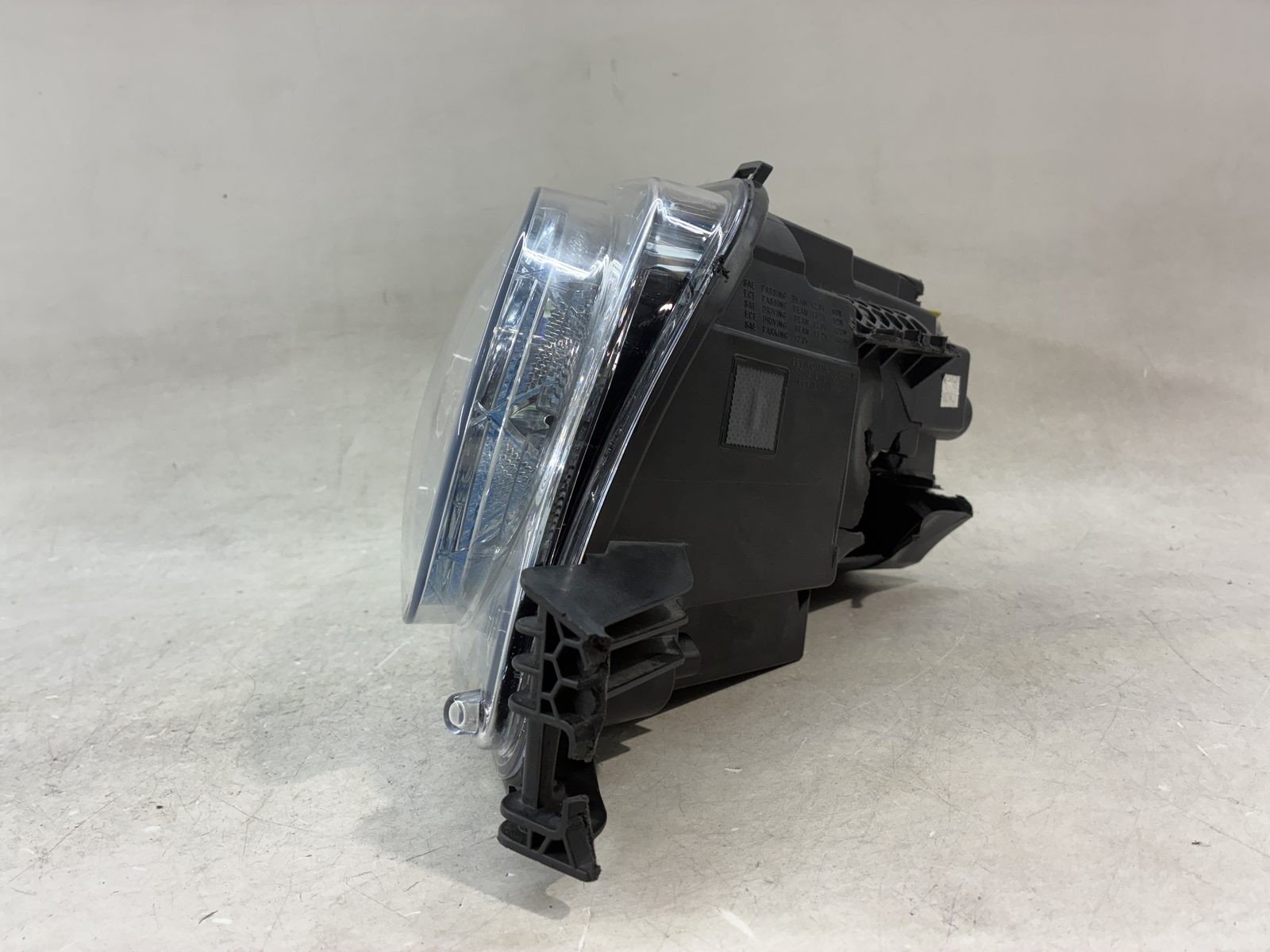Bentley Bentayga Hybrid 2020-2022 Right Headlight