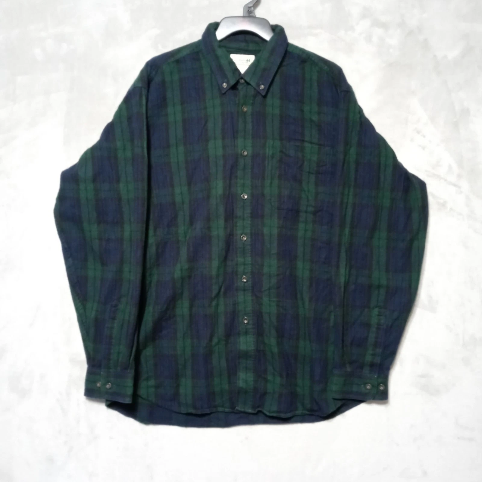 L.L. Bean Large Button-Up Green Blue Plaid Long Sleeve Shirt Outdoors Style