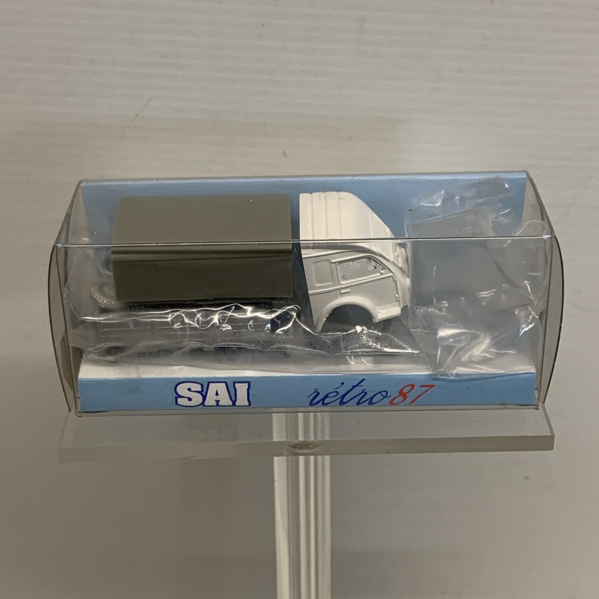 SAI 4475K - Camion Berliet GRK 10 tôlé isotherme, en kit rétro87 SAI