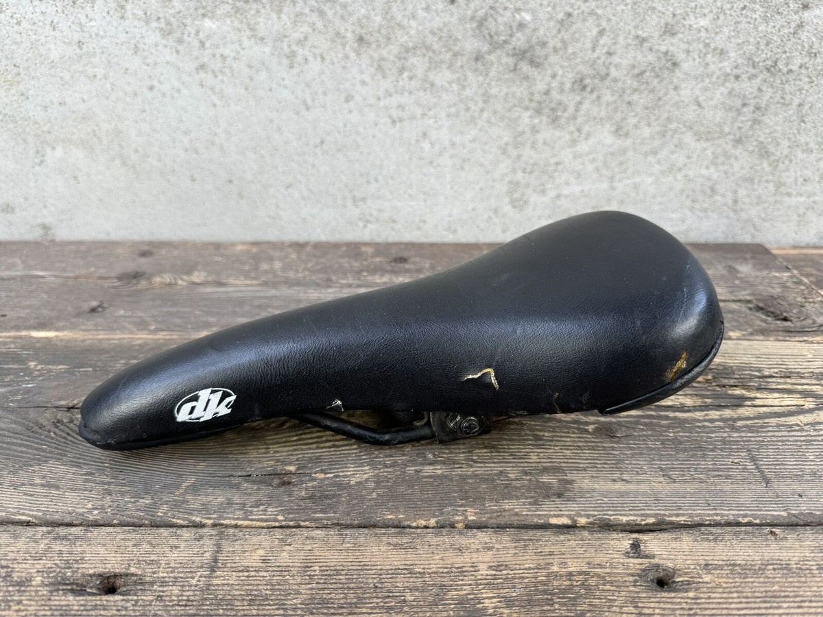 DK Bmx Seat Black Old Mid School Vintage - Main Image