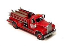 N Scale Mack B Fire Truck Kit by Showcase Miniatures 133 