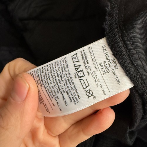 Gap Pants Mens 36x32 (37x29) Black Corduroy Roomy Relaxed Chino 90s Preppy - Picture 6 of 12