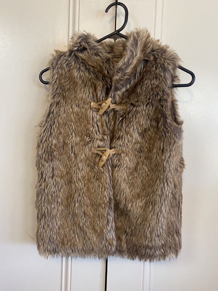 Dex Girls Size M or 10 Faux Fur Knit Sleeveless Vest Jacket Excellent Condition