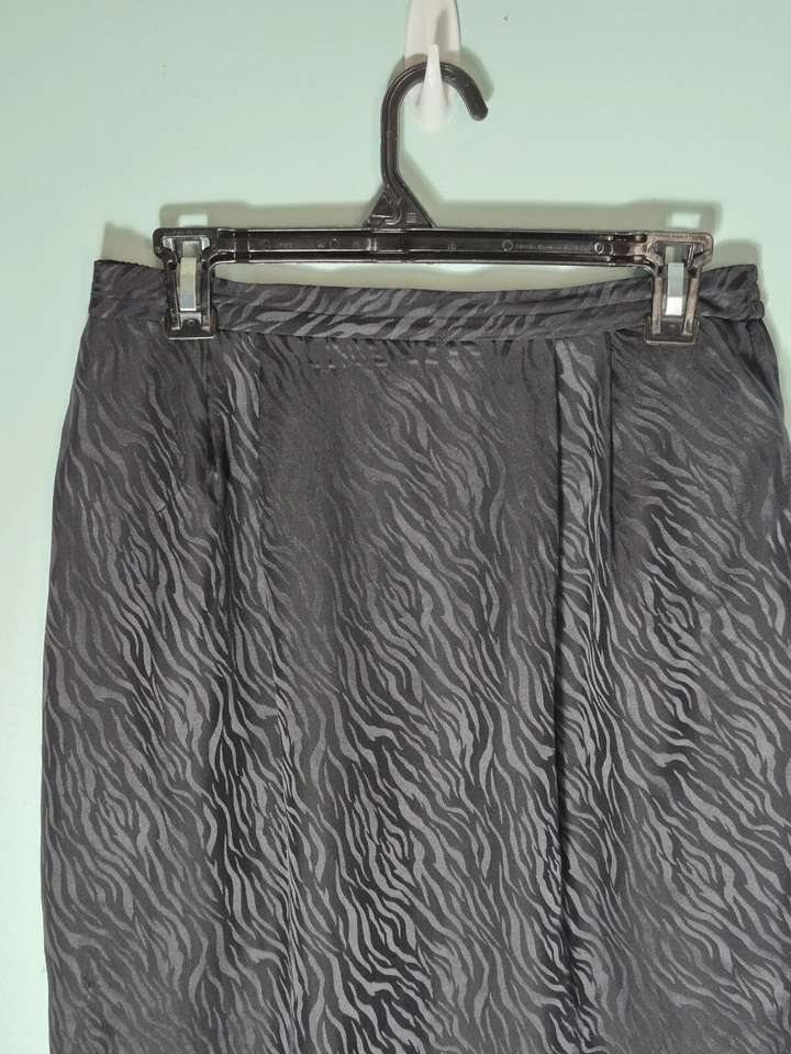 Mujer 100% Seda Falda Lápiz Talla 10 Midi Satinado Negro Oficina Sirena Cebra Lujo Foto 2 de 4