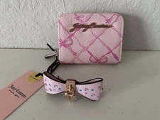 Juicy Couture Lovely Bow Small Zip Around Wristlet Wallet Chiffon Pink NEW
