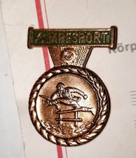 Akt + medal + teczka sporty walki odznaka NRD