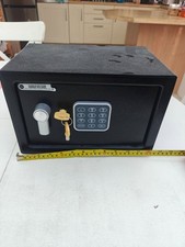 Yale Small Value Safe, Digital Keypad, LED Light Indicators 8.6 Litre 20x31x20cm