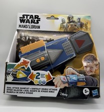 STAR WARS The Mandalorian Dual Attack Gauntlet Lights Brand New Disney 2 Modes
