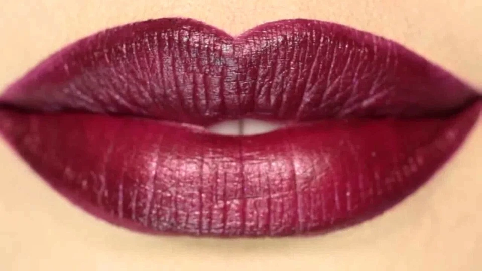 BELLE VISAGE SHEER CREME LIPSTICK "DEVIOUS" #50- PROFESSIONAL GRADE; Made in USA Foto 2 de 4