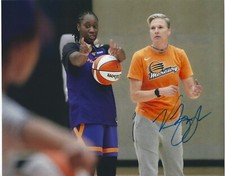 VANESSA NYGAARD Signed 8 x 10 Photo WNBA Basketball PHOENIX MERCURY Stanford