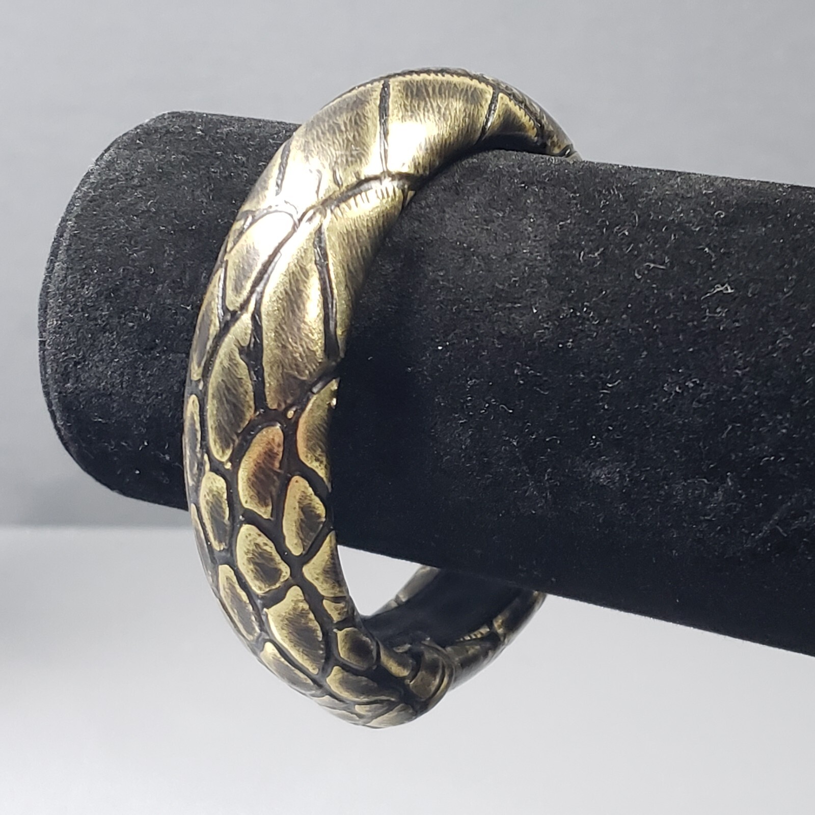 Bangle Bracelet Gold Tone Faux Snake Skin Mid Century Modernist Boho 7.5