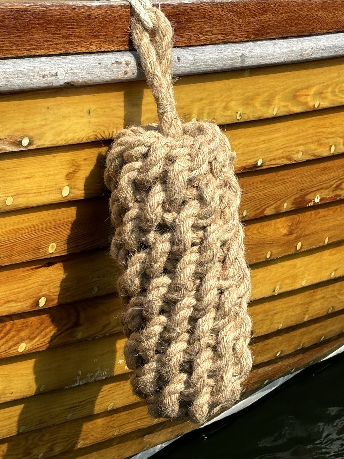Picture 2 of 3
