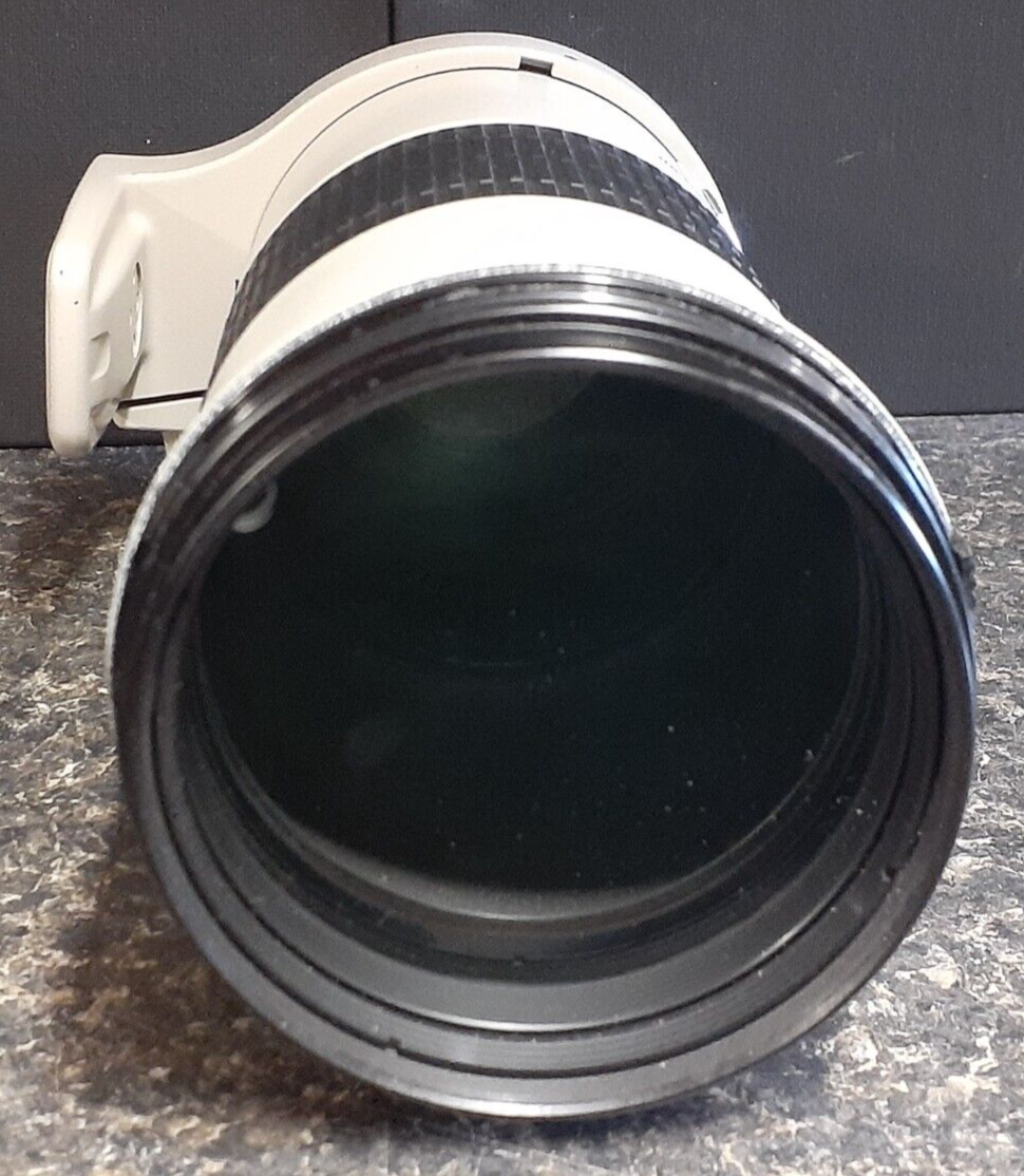 RI4) Canon EF 300mm 1:4 Ultrasonic Camera Lens Made in JAPAN