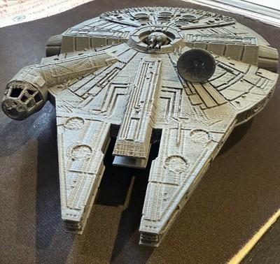 Millenium Falcon 3D Druck PLA Grau 17cm