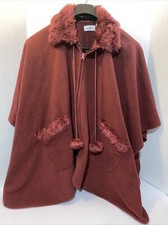 Le Moda Women's Poncho Cape With Pockets Maroon One Size Fits All Faux Fur