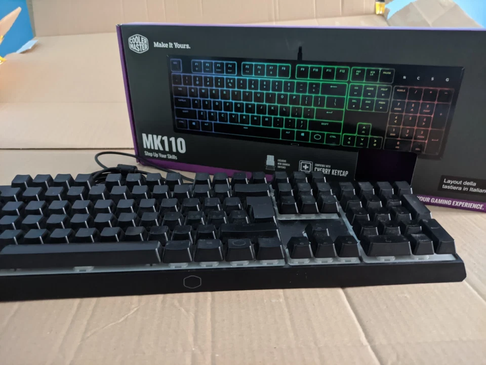 Cooler Master MasterKeys MK110 Tastiera RGB 6 Zone Gaming Mem-ccanica - Immagine 2 di 4