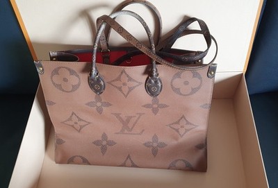 LOUIS VUITTON Schultertasche OntheGo GM Monogram Giant Reverse AR2179