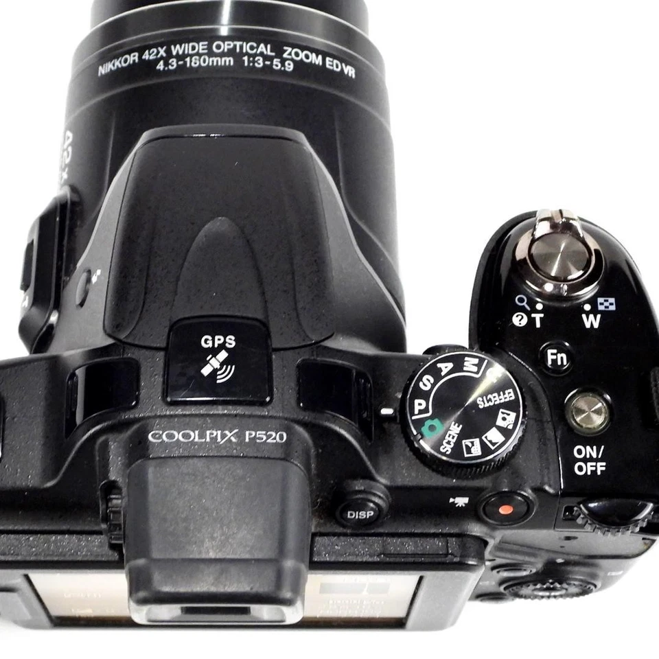 Cámara digital compacta Nikon COOLPIX P520 zoom 42x video HD de 18 MP Foto 4 de 4