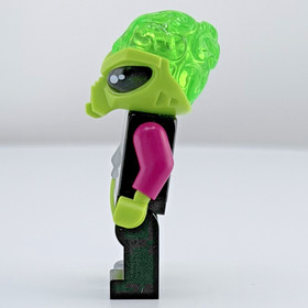 LEGO ac012 Alien Android &mdash; Brain Dome, Peg Leg, Mech Arm &mdash; 7066 Earth Defense HQ
