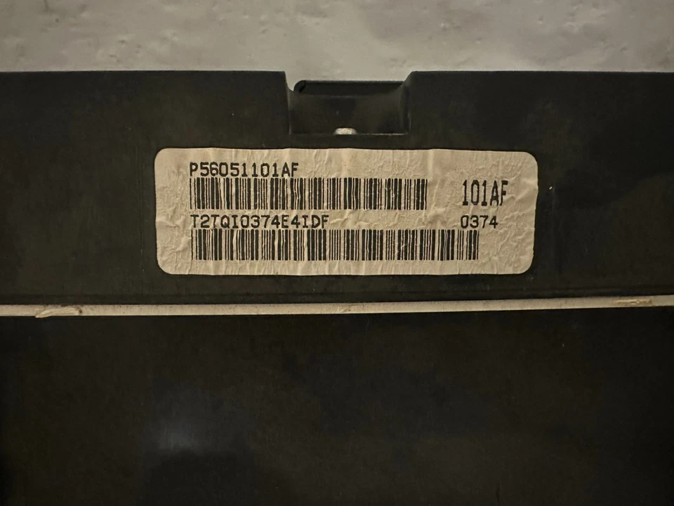 Dodge Ram 1500/2500/3500 Pickup Speedometer Cluster 2004 y 05 173.365 millas gas Foto 3 de 3