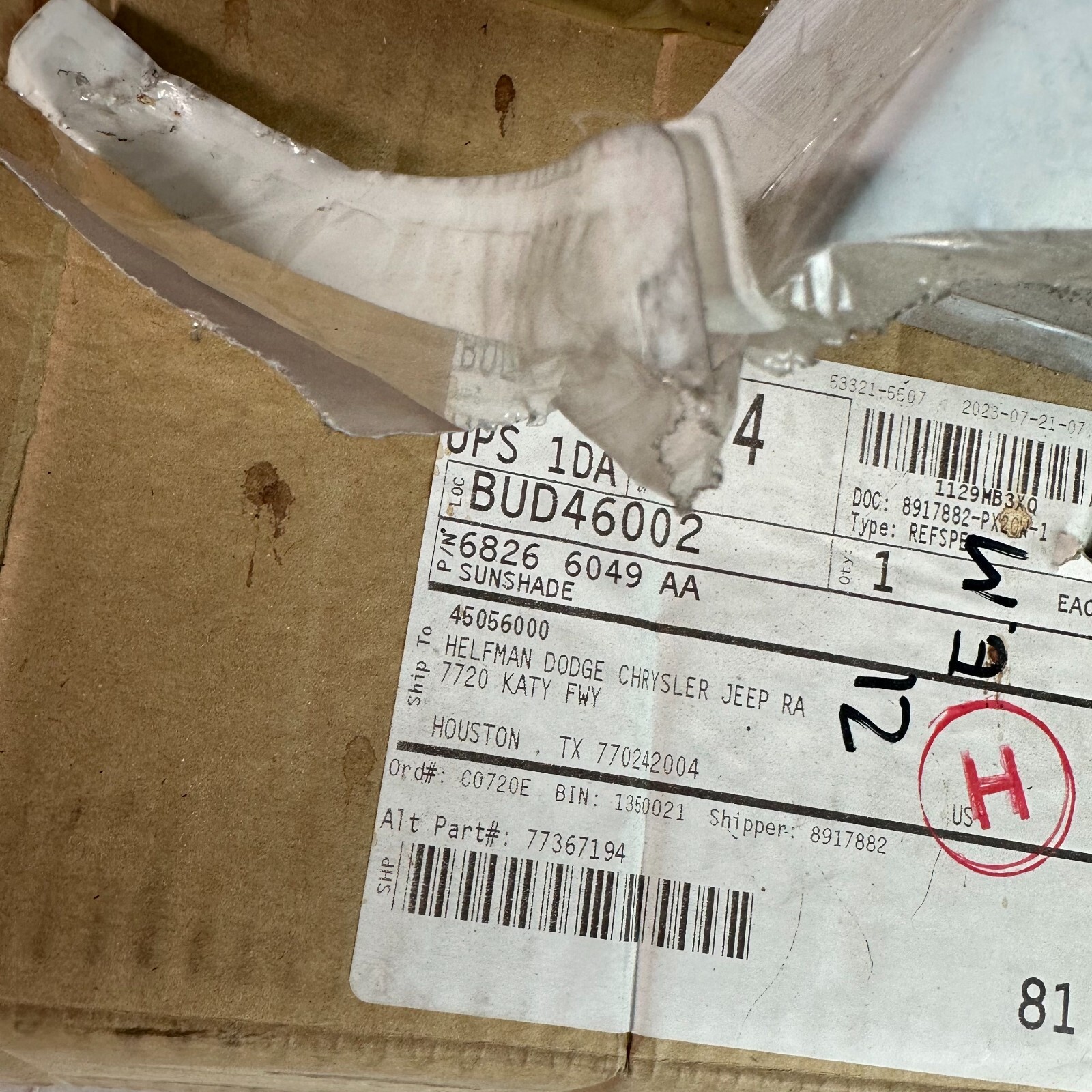 2018 2020 2021 2022 2023 Jeep Renegade Sunroof Sunshade 68266049AA