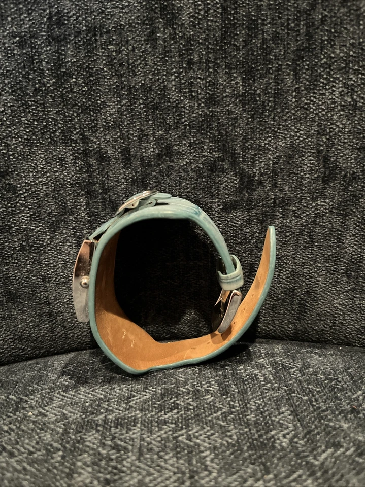 Reloj Brazalete Vintage Guess Cuero Tostado Cuero Genuino Turquesa con Caja Foto 3 de 4