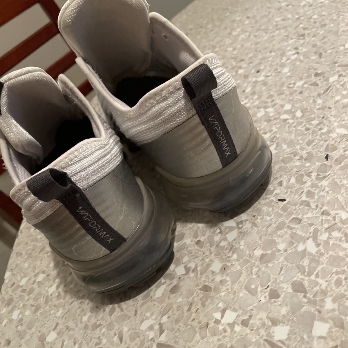 nike vapormax flyknit no laces