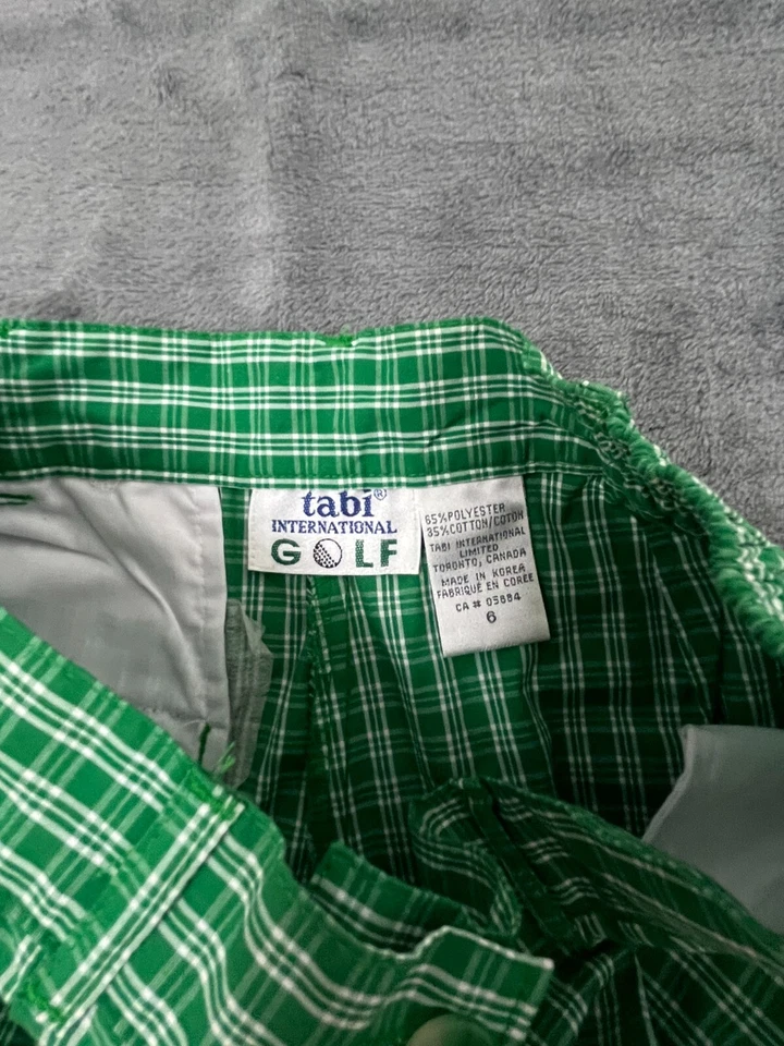 Pantalones Cortos de Golf Tabi International Para Mujer 6 Verdes A Cuadros Elastizados Rendimiento Regular Foto 4 de 4