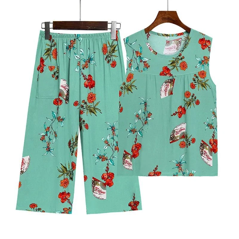 Sleeveless capri online pajama set