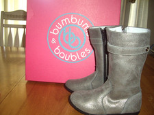 T30 NIB Little Girls Sz 10 Bumbums Baubles Barret Boots Pewter Shimmer Leather