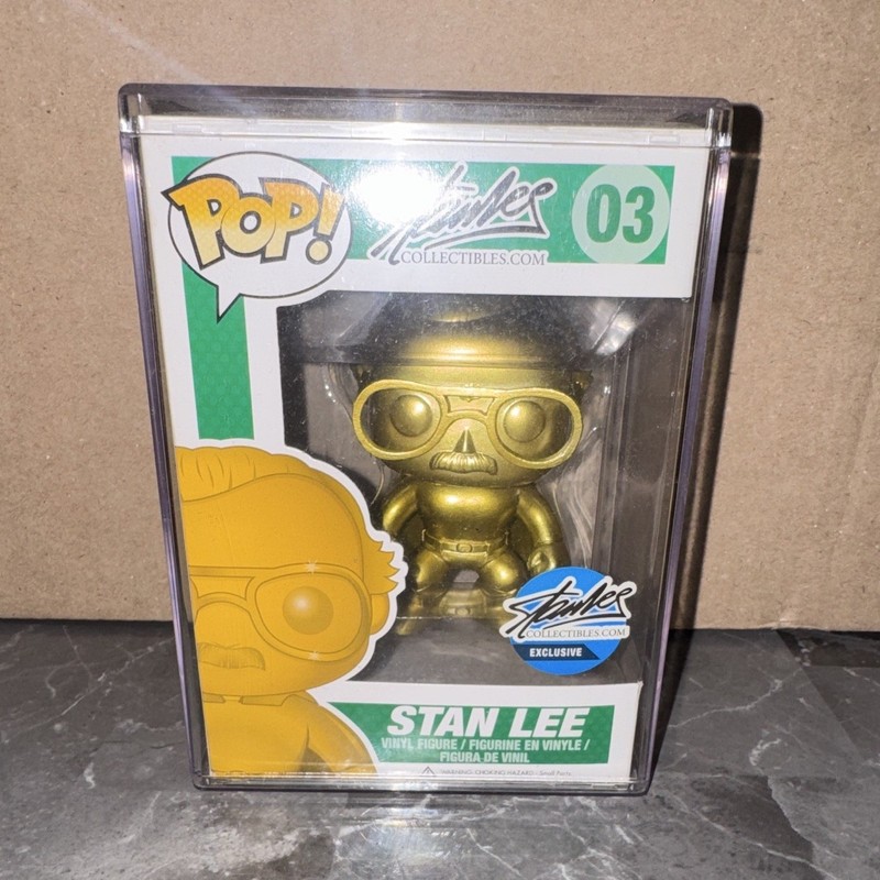 Funko Pop! Stan Lee #03 Gold Vinyl Figure Stan Lee 2016 w/ protector mint