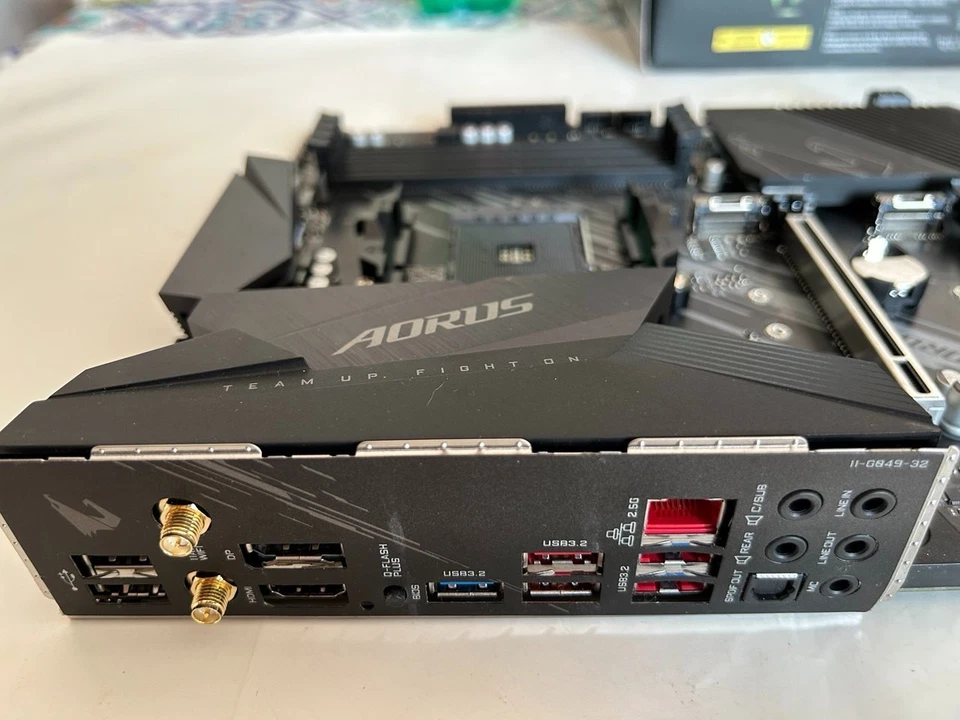 GIGABYTE B550 AORUS ELITE AX V2 Socket AM4 AMD per CPU RYZEN 3XXX-4XXX-5XXX - Immagine 4 di 4