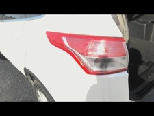 Used Left Tail Light Assembly fits: 2014 Ford Escape quarter panel mounted Left