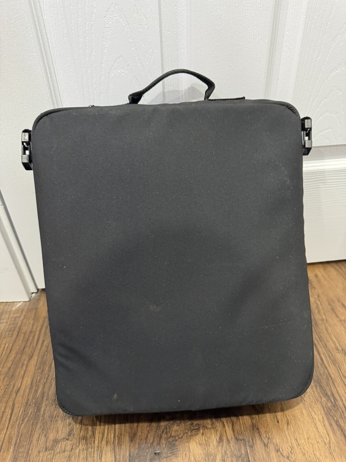 Picture 6 of 24