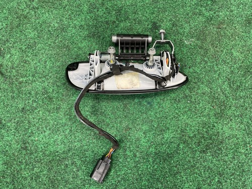 2010-2016 Porsche Panamera 970 Rear Left Driver Exterior Door Handle OEM C9A - Picture 5 of 9