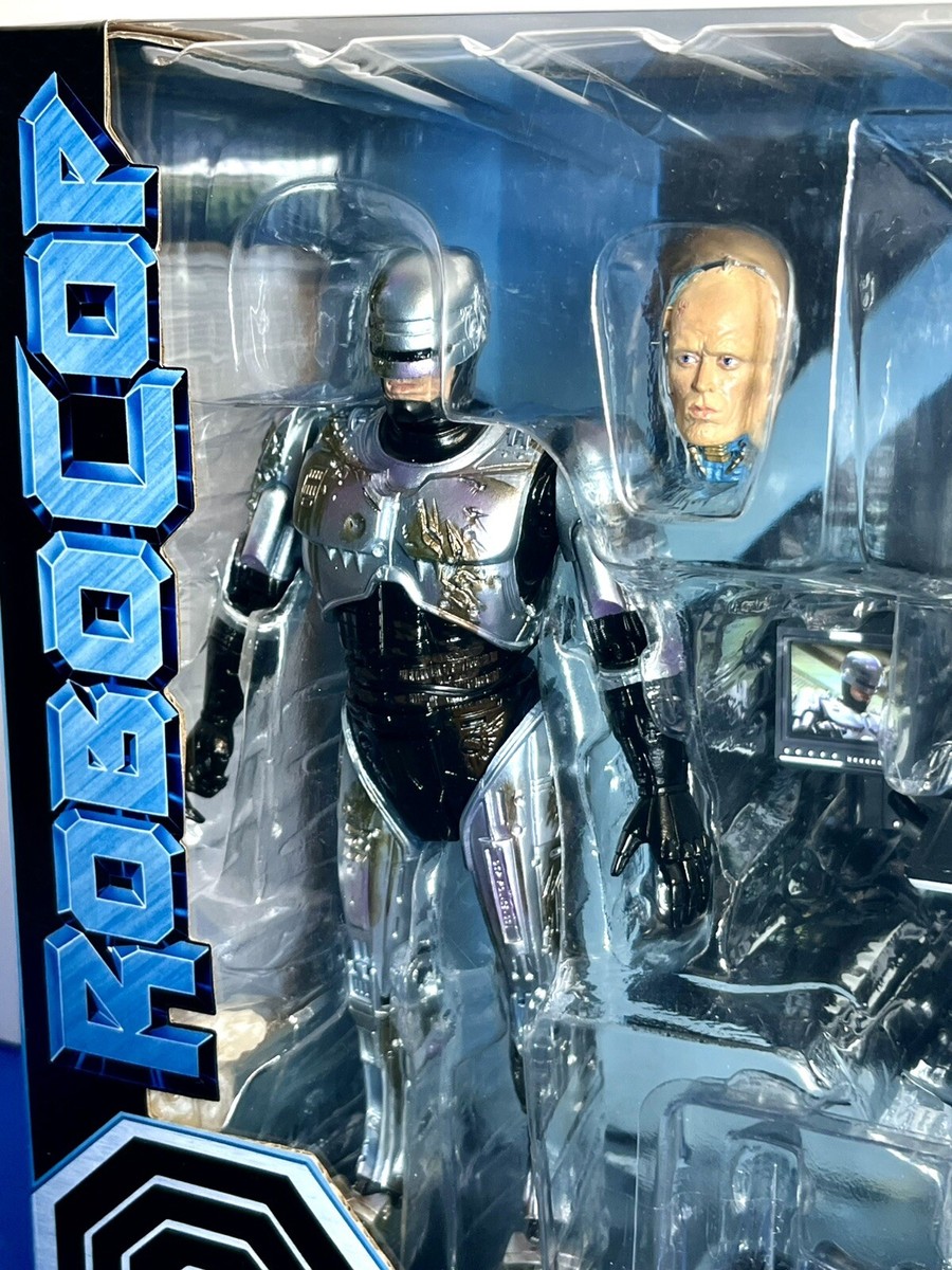 NECA ターミネーター クリア Ver. ロボコップ蓄光 Ver. 2022 NECA Ultimates - Battle-Damaged Robocop 7in Action