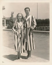ROBERT YOUNG KAREN MORLEY Original CANDID Swimming Pool Vintage MGM DBW Photo