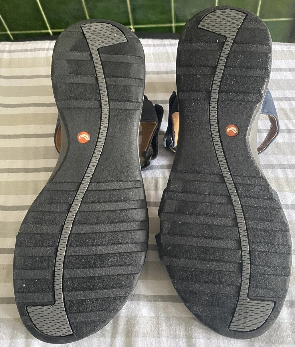 clarks un adorn vibe