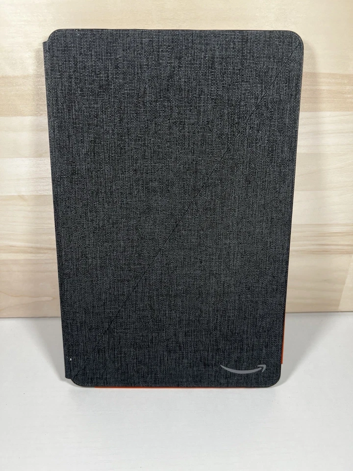 Amazon Magnetic Slim Cover for Fire Max 11 Tablet (2023 Release) Black  B0BPJYB2 - Image 2 of 3