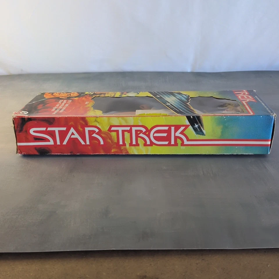 Figura de acción Mego Star Trek 1979 película teniente Llia 12-1/2" con caja Foto 4 de 4