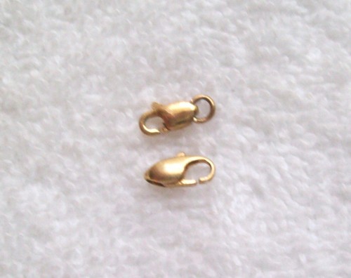 Two (2) Small Lobster Claw Clasp for Bracelet or Neck Chain - 1 .1 Gram