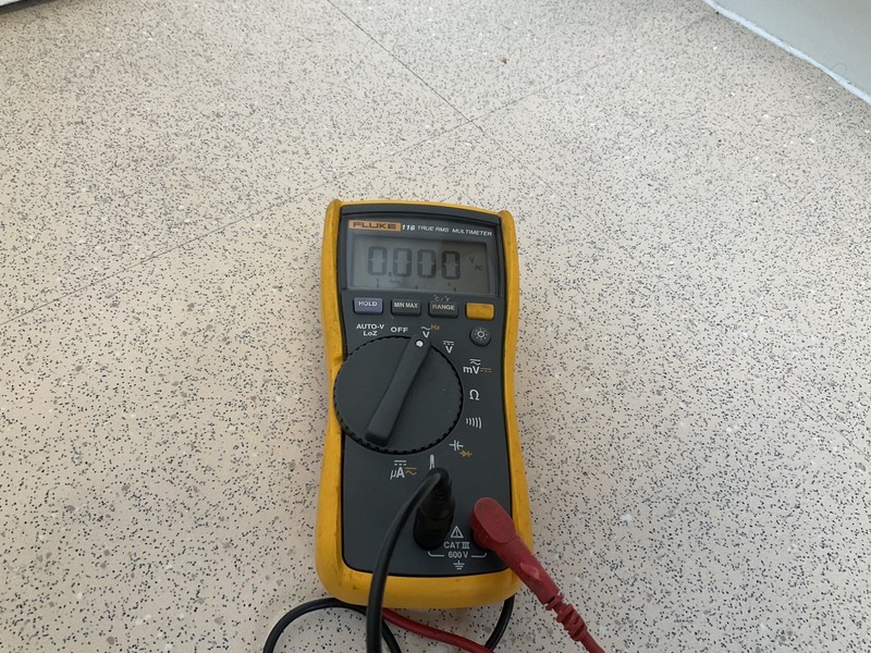 Fluke 116 True RMS Digital Multimeter