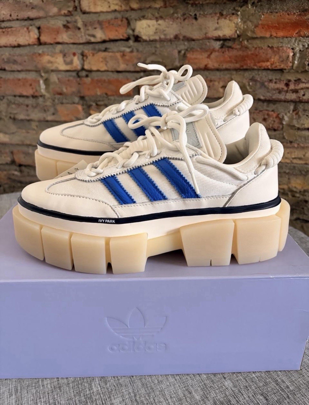 Seller photo, eBay