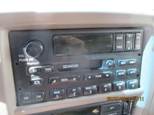 99-02 2001 Ford Expedition Radio Idyl1f18c870ja